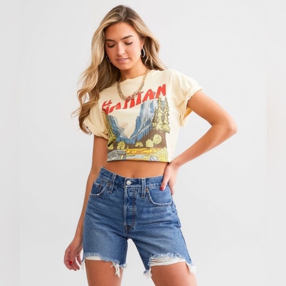 American Eagle Boyfirned Midi Distressed Shorts Size 32 - Picture 6 of 6